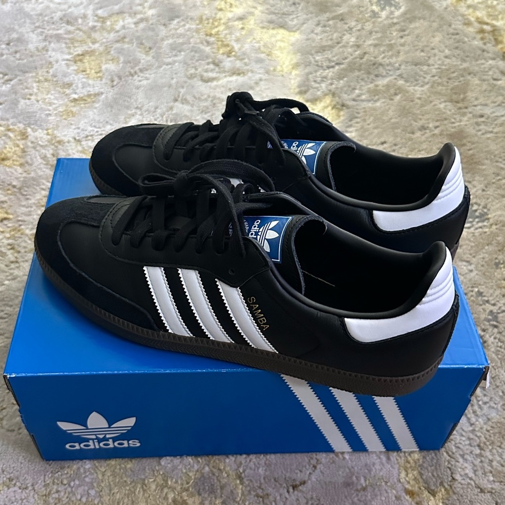 Men’s adidas- Samba OG